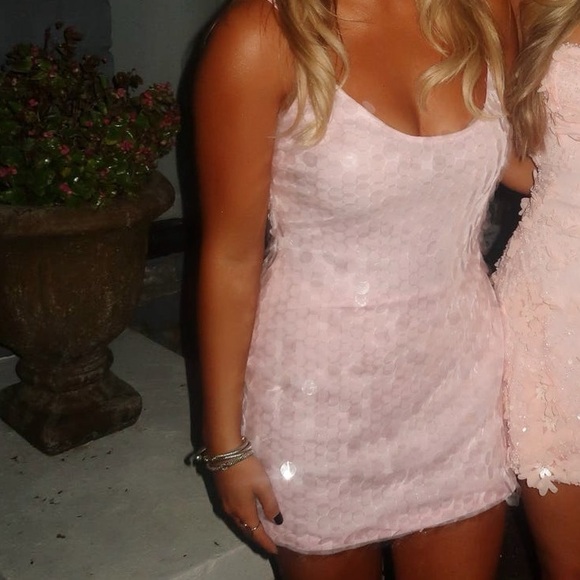 REVOLVE Dresses & Skirts - REVOLVE Pink Mini Dress